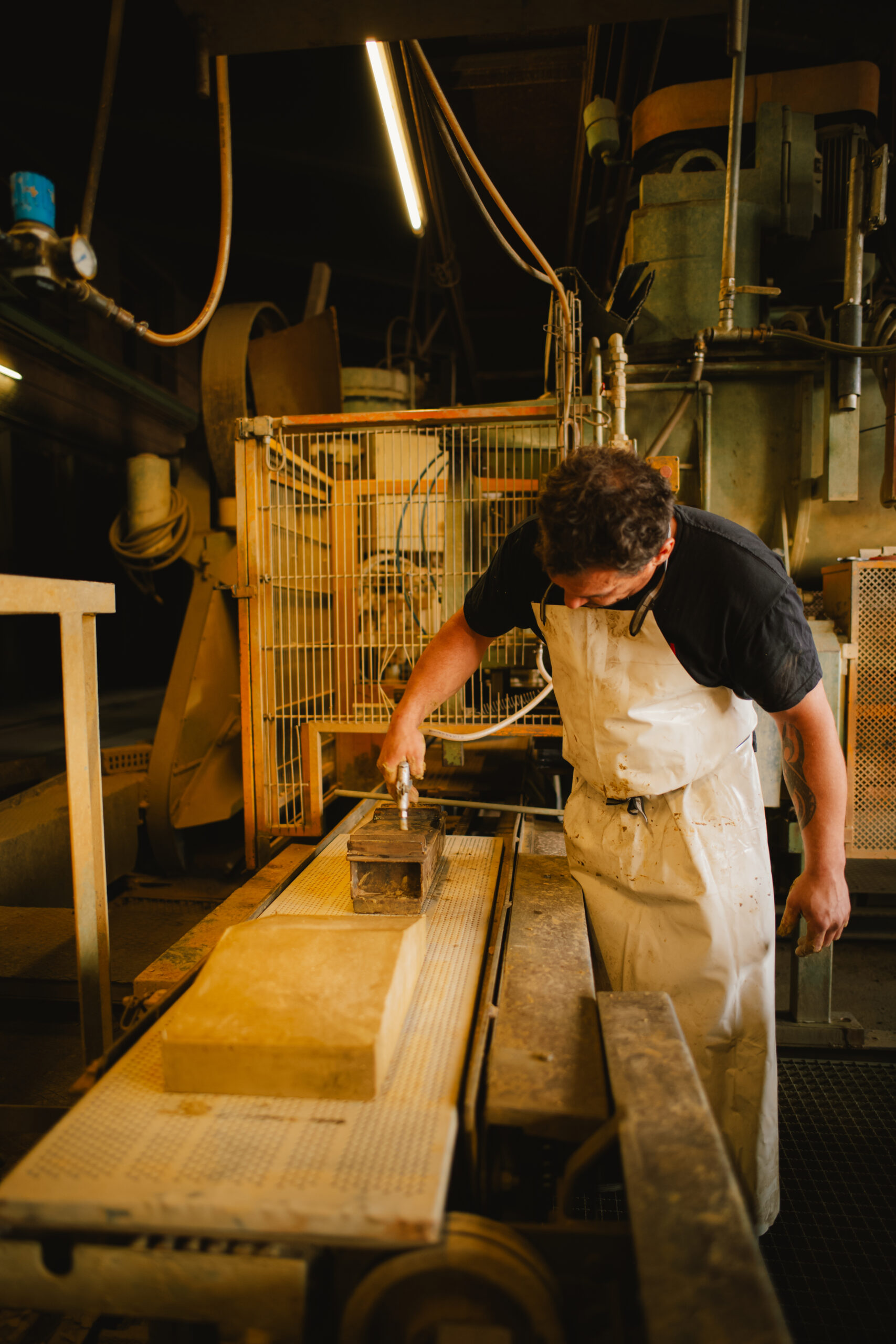 GIMA Werk Handschlagproduktion